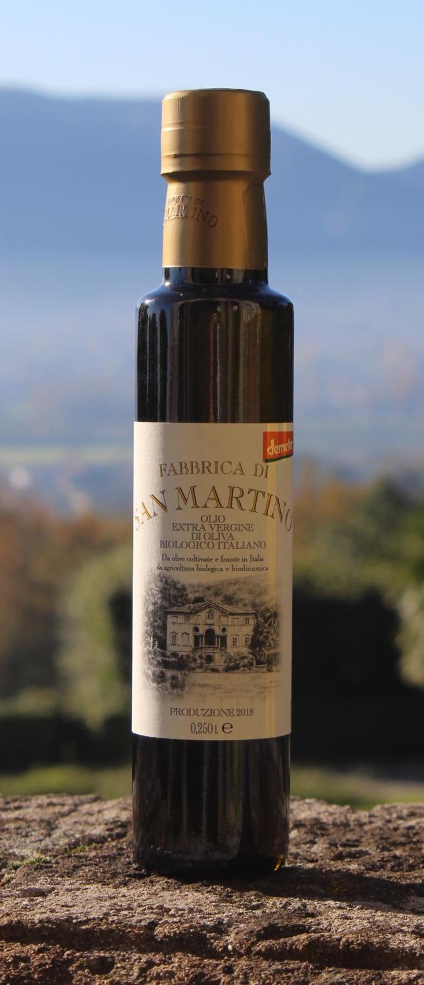 Azienda Agricola Fabbrica Di San Martino Лука Екстериор снимка